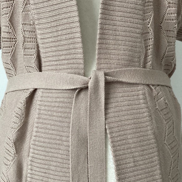 Even Design History Open Front Short Sleeve Cardigan - Picture 6 of 7